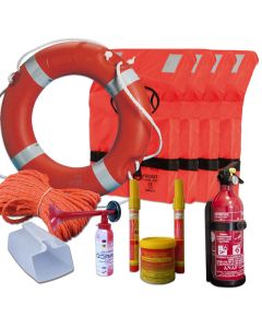 Dotazioni di sicurezza per natanti entro 3 miglia per 4 persone