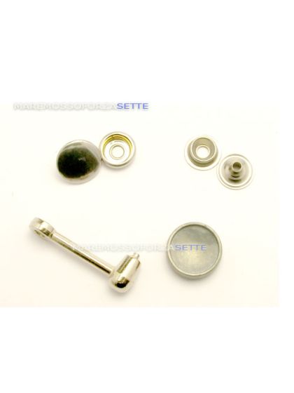 Confezione bottoni automatici inox 15 pezzi