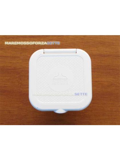 Contenitore per docce con tappo rigido