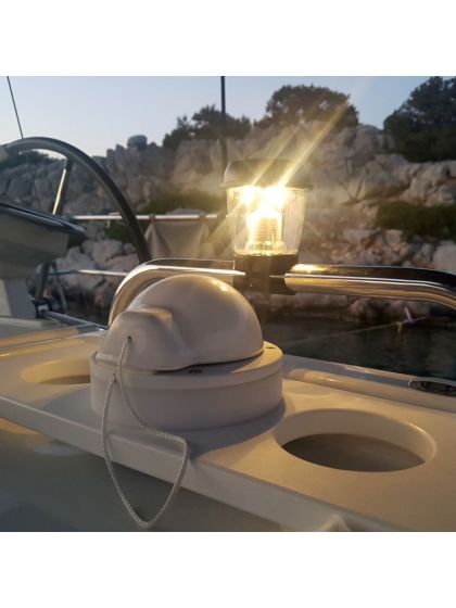 Luce marina ad energia solare Nuova Rade per corrimano