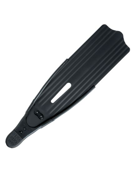 Pinne Omer Stingray EVO Black prezzo speciale fine serie