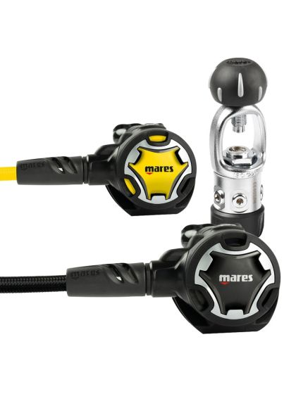 Attrezzatura Subacquea Mares Gav Rock con erogatori e profondimetro