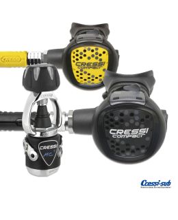 Erogatore Cressi Sub MC9 XS Compact Nero INT con Octopus