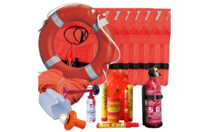 Dotazioni di sicurezza per natanti entro 6 miglia per 8 persone