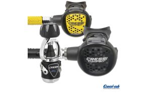 Erogatore Cressi Sub MC9 XS Compact Nero INT con Octopus